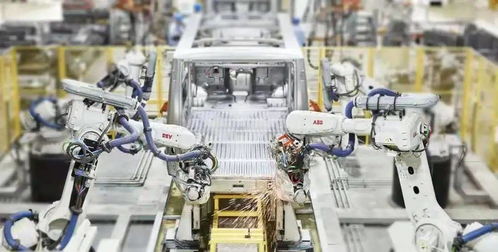 浦東新區(qū)上半年GDP盤點(diǎn) 汽車制造業(yè)飆升71.6%，技術(shù)服務(wù)產(chǎn)業(yè)成經(jīng)濟(jì)增長(zhǎng)重要引擎